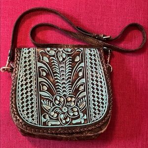 Patricia Nash tooled shoulder bag